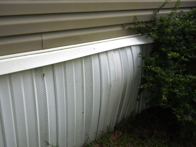 Mobile Home Signs You Need Repair 768x576